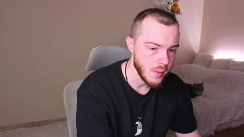 toohornyserj online show from March 29, 8:31 pm