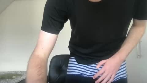 Max online show from October 5, 12:36 pm