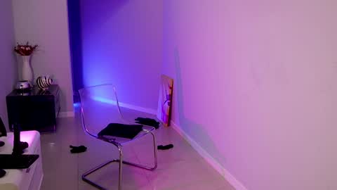 Come find me on Fansly  online show from December 17, 5:15 pm