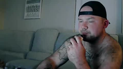 toomuchboost32 online show from March 8, 5:59 am