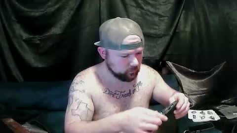 toomuchboost32 online show from December 21, 11:56 pm