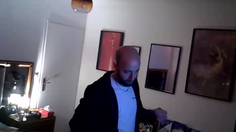 tootsybird69 online show from June 11, 12:32 am