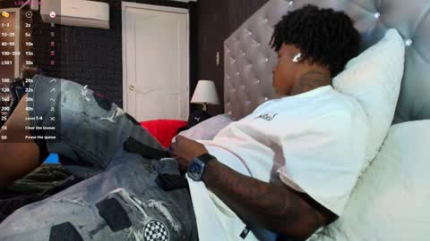 T O W E R online show from March 19, 4:38 am