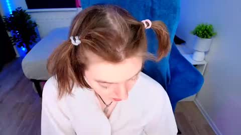 topcranberry online show from February 26, 5:17 pm