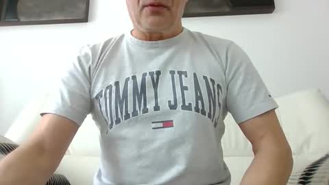 topsecreton online show from March 30, 8:26 am