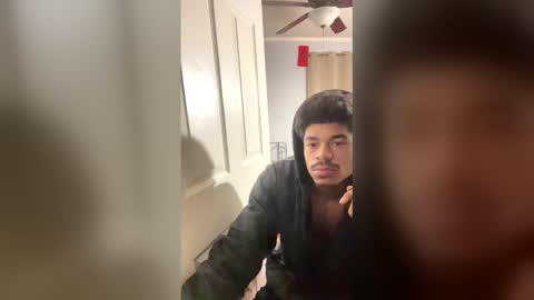 Snapshot of toptierdrippa chatting on January 14, 2:06 am TopTierDrippa online show from January 14, 2:06 am