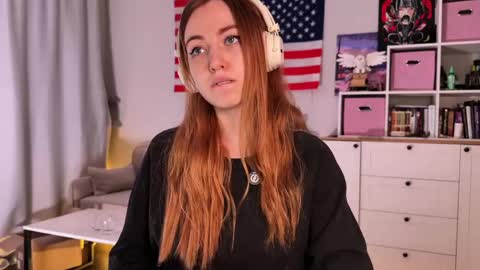 Lina  Next stream January 4  11am UTC 0 online show from April 18, 7:07 pm