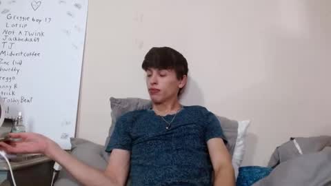 Snapshot of topzaddy chatting on December 3, 10:29 pm TopZaddy online show from December 3, 10:29 pm