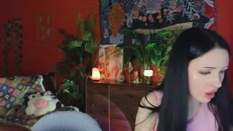 Tori online show from April 9, 8:47 pm