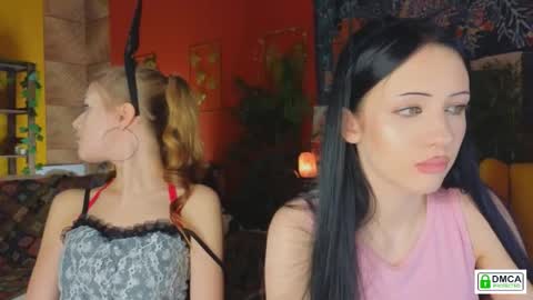 Tori online show from April 10, 8:46 pm