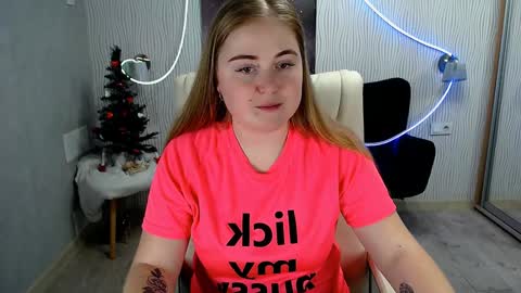 tori_blond online show from December 23, 11:04 am