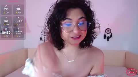 tori_just online show from November 5, 6:08 pm