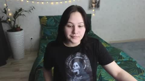 Snapshot of tori_sweet_tori chatting on June 3, 2:58 am Tori online show from June 3, 2:58 am