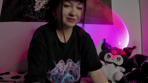Snapshot of toriayun0 chatting on January 15, 11:51 pm your personal gothic girl check it online show from January 15, 11:51 pm