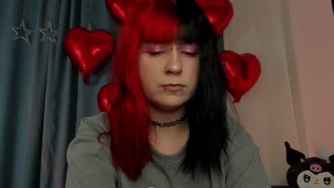 Snapshot of toriayun0 chatting on February 14, 10:14 pm your personal gothic girl check it online show from February 14, 10:14 pm