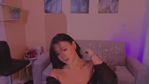 Tori Cross online show from April 12, 12:43 pm