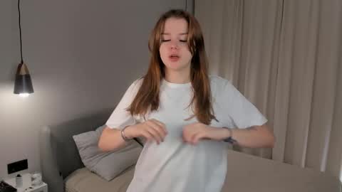 Kamilla online show from November 12, 1:06 am