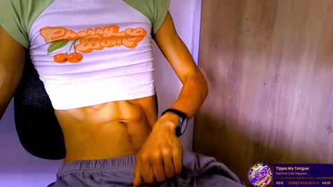 Snapshot of torino_19 chatting on September 25, 7:50 pm Enzo Moretti online show from September 25, 7:50 pm