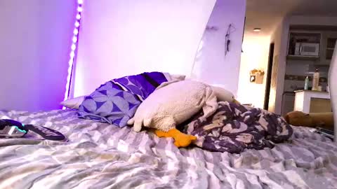 Snapshot of torino_19 chatting on September 29, 8:57 pm Enzo Moretti online show from September 29, 8:57 pm