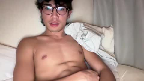 Snapshot of toshikaro0 chatting on December 4, 6:49 pm Karo online show from December 4, 6:49 pm