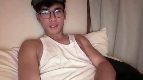 Snapshot of toshikaro0 chatting on February 8, 9:07 pm Karo online show from February 8, 9:07 pm