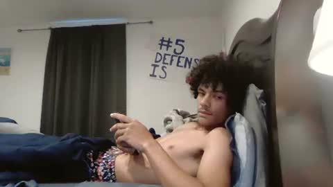 Snapshot of totxxx335 chatting on September 15, 11:27 pm totxxx335 online show from September 15, 11:27 pm