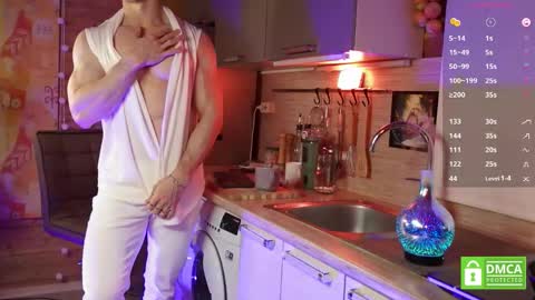 Paul online show from November 5, 4:01 am