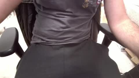 toumout222 online show from April 15, 4:47 pm