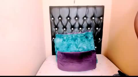 toxicfantasy4u online show from March 4, 4:13 pm