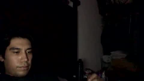 toyboy07100 online show from December 7, 6:21 am