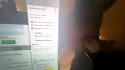 Snapshot of tracy227 chatting on November 6, 10:43 pm tracy227 online show from November 6, 10:43 pm