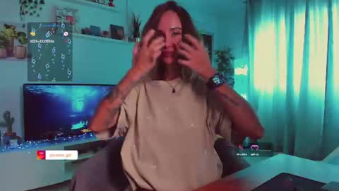 Snapshot of trafka_murafka chatting on July 13, 3:04 pm Hey my name is Kiri Kiri online show from July 13, 3:04 pm