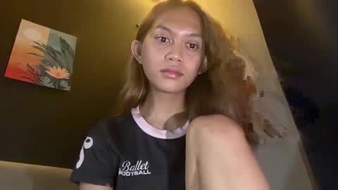 Snapshot of tranny_fuckdoll chatting on June 8, 1:55 pm Kate SINGLE online show from June 8, 1:55 pm