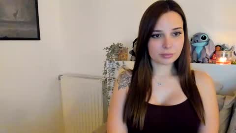 Snapshot of transalicia chatting on December 1, 11:58 pm TransAlicia online show from December 1, 11:58 pm