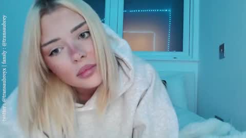 Snapshot of transaubrey chatting on September 12, 7:36 pm aubrey 3 online show from September 12, 7:36 pm