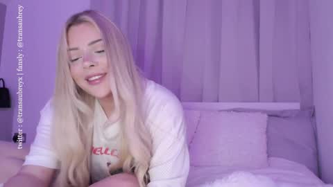 Snapshot of transaubrey chatting on October 2, 7:43 pm aubrey 3 online show from October 2, 7:43 pm