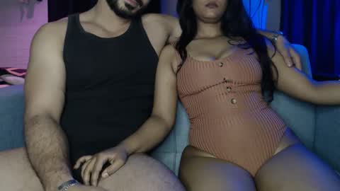 travisandnina online show from February 23, 5:21 pm