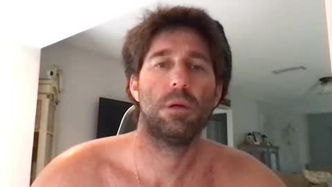 TravisKenn online show from November 9, 2:48 pm