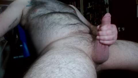 Snapshot of treasured_trash chatting on October 24, 8:38 pm Dilly Dally online show from October 24, 8:38 pm