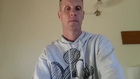 trebo00788 online show from October 12, 7:07 am