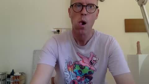 trebo00788 online show from April 5, 1:52 pm