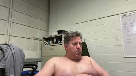 Snapshot of treborinthesky chatting on February 28, 12:43 am treborinthesky online show from February 28, 12:43 am