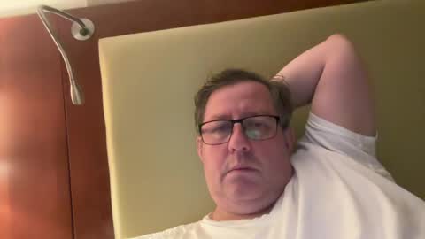 Snapshot of treborinthesky chatting on July 2, 3:45 am treborinthesky online show from July 2, 3:45 am