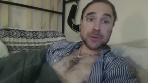 TreeHugger queer online show from November 18, 10:03 pm