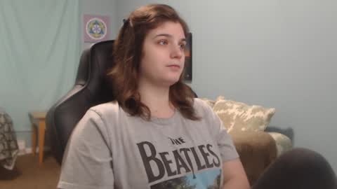 TreeJeanne online show from December 15, 12:28 pm