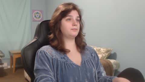 TreeJeanne online show from December 31, 7:29 pm