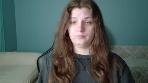 TreeJeanne online show from May 22, 12:22 pm