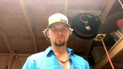 Snapshot of treeman817 chatting on June 15, 12:35 am treeman817 online show from June 15, 12:35 am