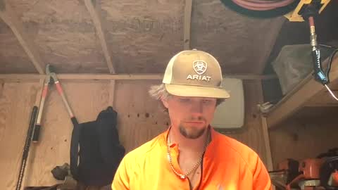 Snapshot of treeman817 chatting on June 19, 12:26 am treeman817 online show from June 19, 12:26 am