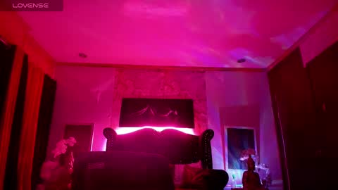 Jade online show from December 27, 10:55 am